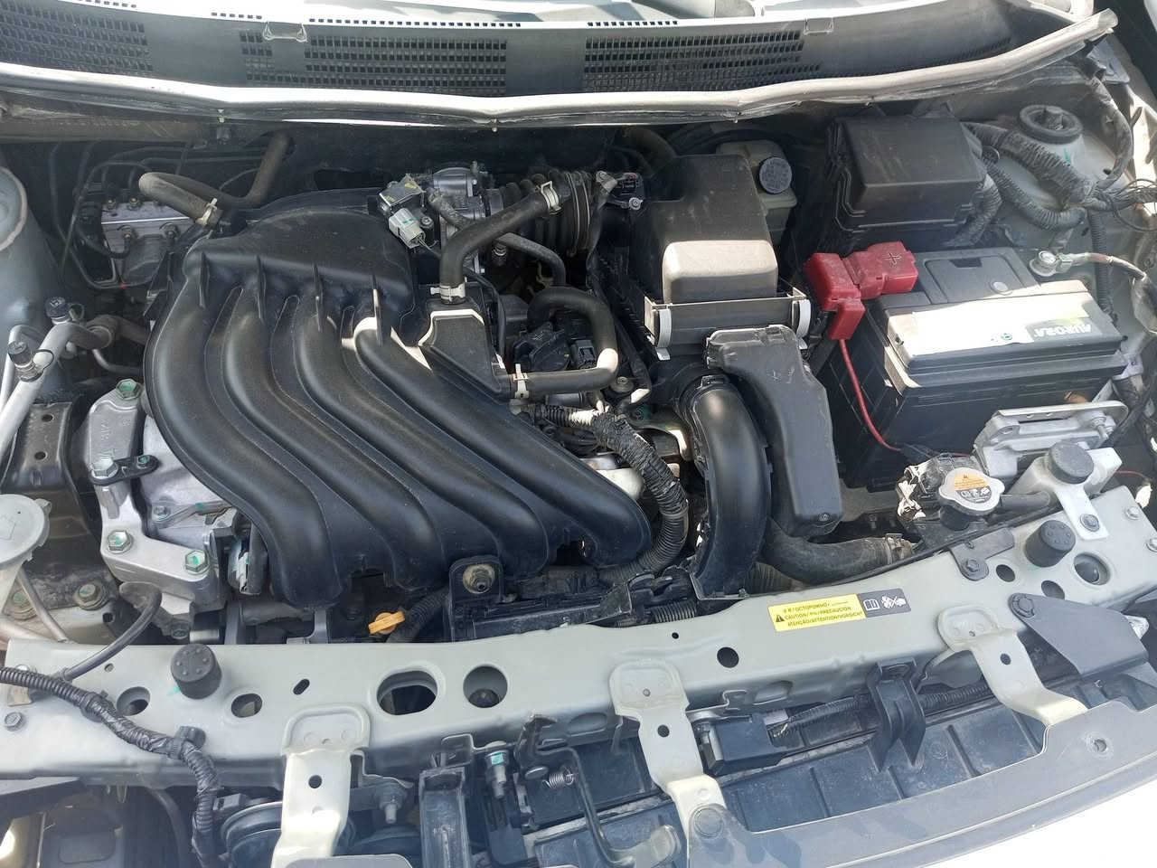 سلام عليكم للبيع سني هندي موديل 2020 ماشيه 85الف رقم بغداد كلشي موضح بالصور سعر 110 رقمي ***********
