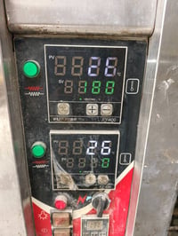 فرن للبيع يشتغل كهرباء وغاز سعره ٤٥٠ مع الميز عنواني بغداد البياع كفائ...