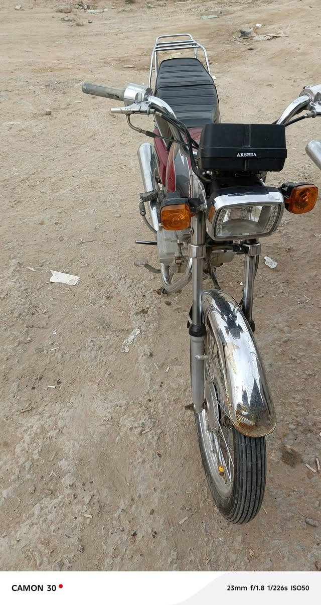 سلام عليكم.. دراجه فول نضافه محتاجه بس غسل   كلك كلك اوراقه ضايعه ابيع كلك السعر ب(475) وبيه مجال مستعجل ع بيعته مكاني نجف حي الانصار رقم *********** بيه واتساب مامتواجد فيس وشكرا 🫱🏽‍🫲🏻💥
