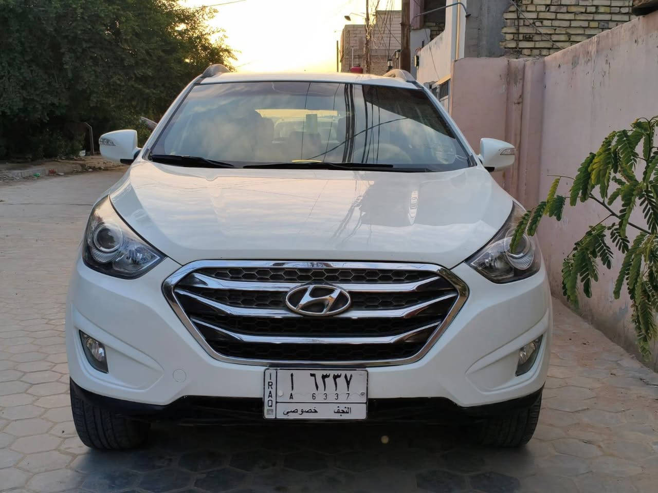 توسان 2011 خليجي 
السيارة مكفوله گير ومحرك شرط✅
محرك 2000 دوش نشط لاتنقيص ولاتبخير 
السيارة بسم راعيهه 
رقم نجف الماني
تخم تاير جديد 
تبريد شرط ثلج 
حداديه مكفوله 
اشاير بل مري 
كامرة بلادي اصل 
السيارة جديده ونظيفة شرط مال بيت 
السيارة بيهه ثلاث قطع وكرتات ثنين 
مكان السيارة نجف مركز 
السعر 125 وبيهن مجال بسيط
الرقم ***********
