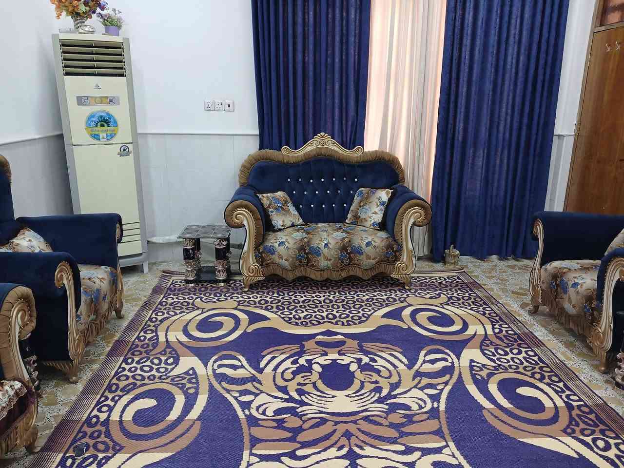قنفات رئاسية للبيع
المكان ميسان حجي عبد

للاستفسار ***********
