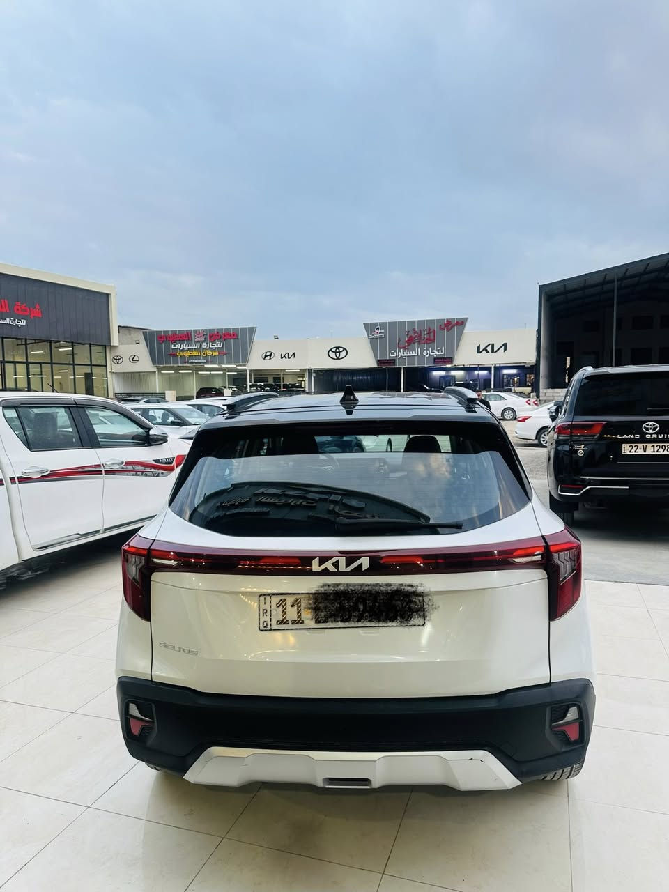 السلام عليكم
كيا سيلتيتوس2024 خليجي

مكينة 1600

ماشيه 7الف بعدها زيرو

"*مواصفات

تحديد مسار طريق

*اناره دشبول + اناره سماعات بداخل

فتحة

*بصمه

تشغيل عن بعد

ترحيب مري

*كيجات ديجتل

*دشبول شاشه متصله كبيره

كامره خلفيه

*اهاندر بريك بصمه

اوتو هولد بكلايت لد

*تبريد قطعتين

*حساسات اماميه

*حساسات خلفيه

*مانع نحدار

*مانع نزلاق

اشاير مري

*ثلاث وضعيات قيادة

#العنوان_تكريت_العلم 

#السعر185$

#للستفسار***********
