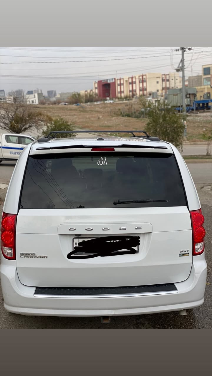 دوج كرفان موديل 2019
✅مواصفات SXT
✅بيبان كهرباء 
✅جنطة كهرباء 
✅داخل اسود +اصفر 
✅كشنات جلد 
✅تشغيل عن بعد 
✅شاشة 
✅كاميرة 
✅نضام ECO
نص جاملخ خلفي صبخ بدون دواخل بدون ايرباك حتة التكمة ما واصل 
السيارة  مثل الصورة  بدون نقص و جاهز و نضيف 
سنوية جديد لوحة جديد هزة جديدة 
حدادية تخم تاير جديدة 
گير محرك شرط ما مفتوح 
للاستفسار السعر 
مكان السيارة سليمانية 
***********
