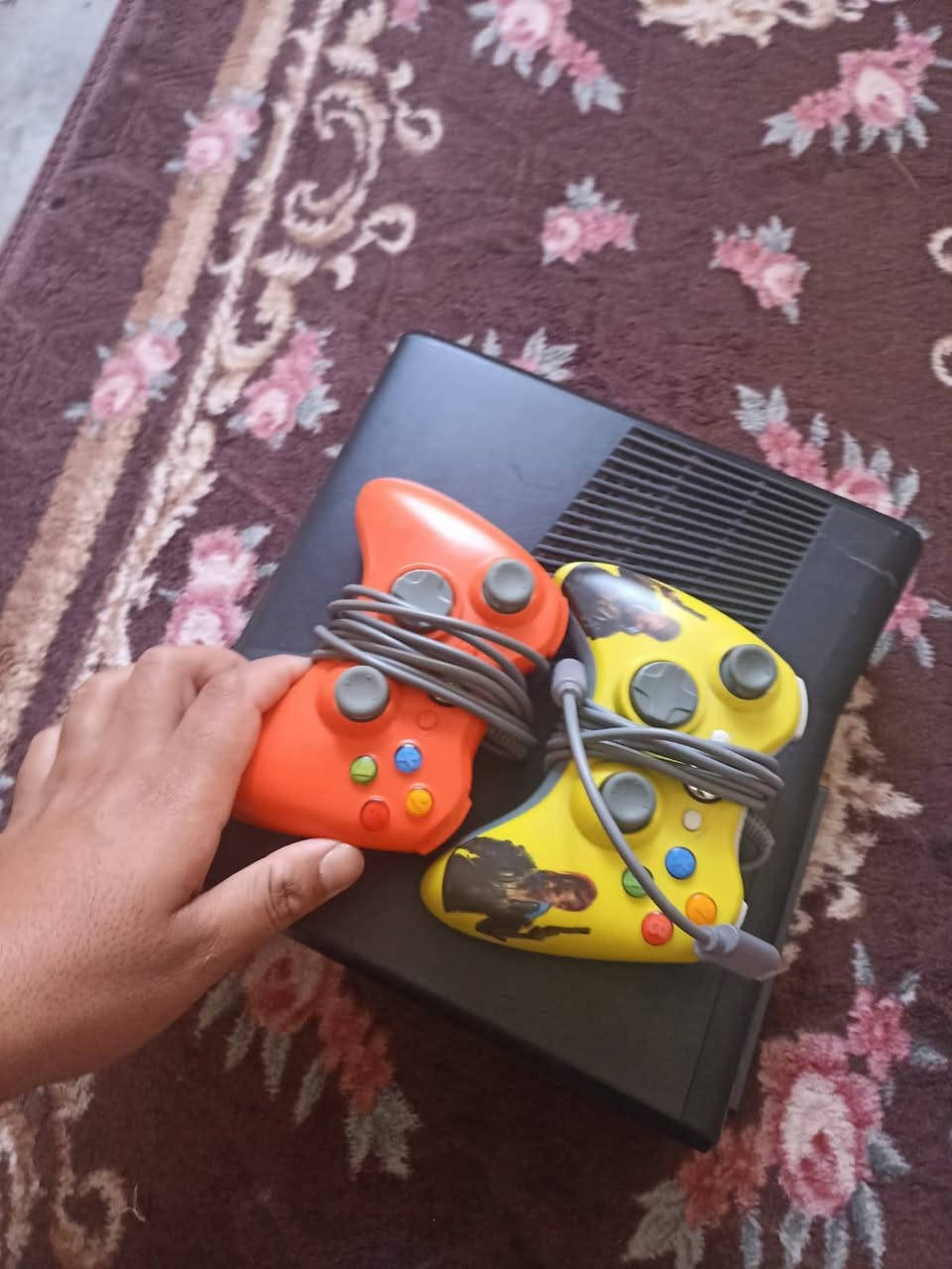 السلام عليكم ورحمة الله
إكس بوكس 360 لوك ستيكر/للبيع 
نضيف شرط ومعاه توصاله HDMI1/
وبيه 36 لعبه 
السعر 125 وبي مجال


**إذا كنت صاحب هذا الإعلان وتريد حذفه لأي سبب، رجاءا أرسل رسالة إلى الدعم الفني**