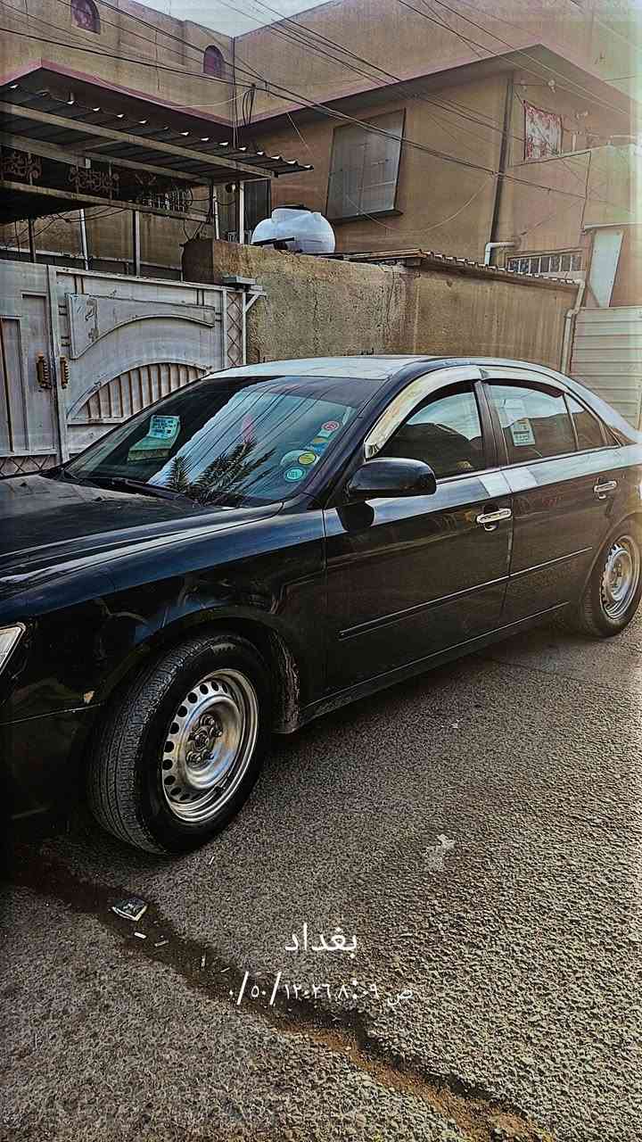 السلام عليكم  سوناتا ٢٠٠٧ وارد امريكي حادث امريكة جاملغ الخلفي وبل عراق الجاملغ الامامي وحافة البنيد تعتبر قطعتين وشوية من لبنيد ماشية ١٨٨ الف حقيقي 
مكينه ٦ سلندر عليهة منضومه مال غاز يعني صررف ماكو ابد لباقي كلهة كفاله محرك كير دواخل مكفولات غرفته نضيفة وكهربائياتهة شغاله كلهة السيارة سلايد روف  رقم بغداد ب اسمي ملاحضة القمارة بيه جراد خفيف 
السعر ١٠٠ وبيه مجال السيارة مال جناي وكلش حلوة وقليل اكو بنضافتهة 
مكاني شعب ***********
