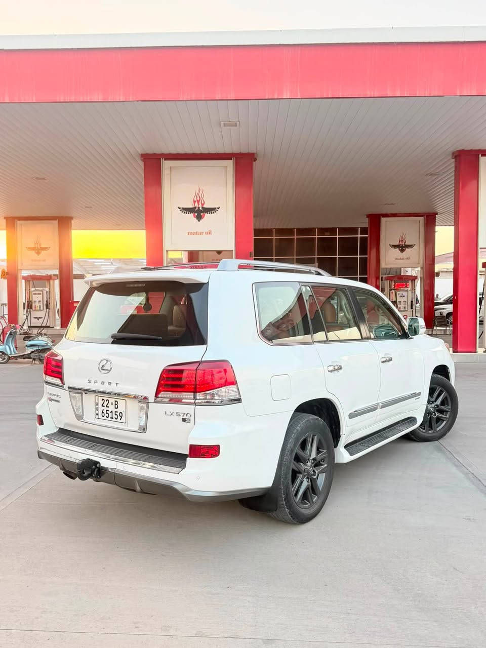 2013   LX570  خليجى  بريم
فول فول مواصفات كلش جديد مكفولة كفالة عامة حتى دعامية ماشية 200 الف حقيقي   
بسمى سياره  رقم اربيل دولي جديد جاهزه من كلشىي شرط 
گير و محرك  شرط  الفحص بدون عيب   
مواصفات
{ بصمه _ فتحه _ رادار _ داخل مشمشى _ كاميرا 
_ كشنات تبريد و تدفيه _ 3 شاشه _ ستيرن كهربائى 
_ سنوق شفط _ جكات _ بعد هوايه مواصفات 

مكان  كركوك. السعر 328 $❤️
***********
