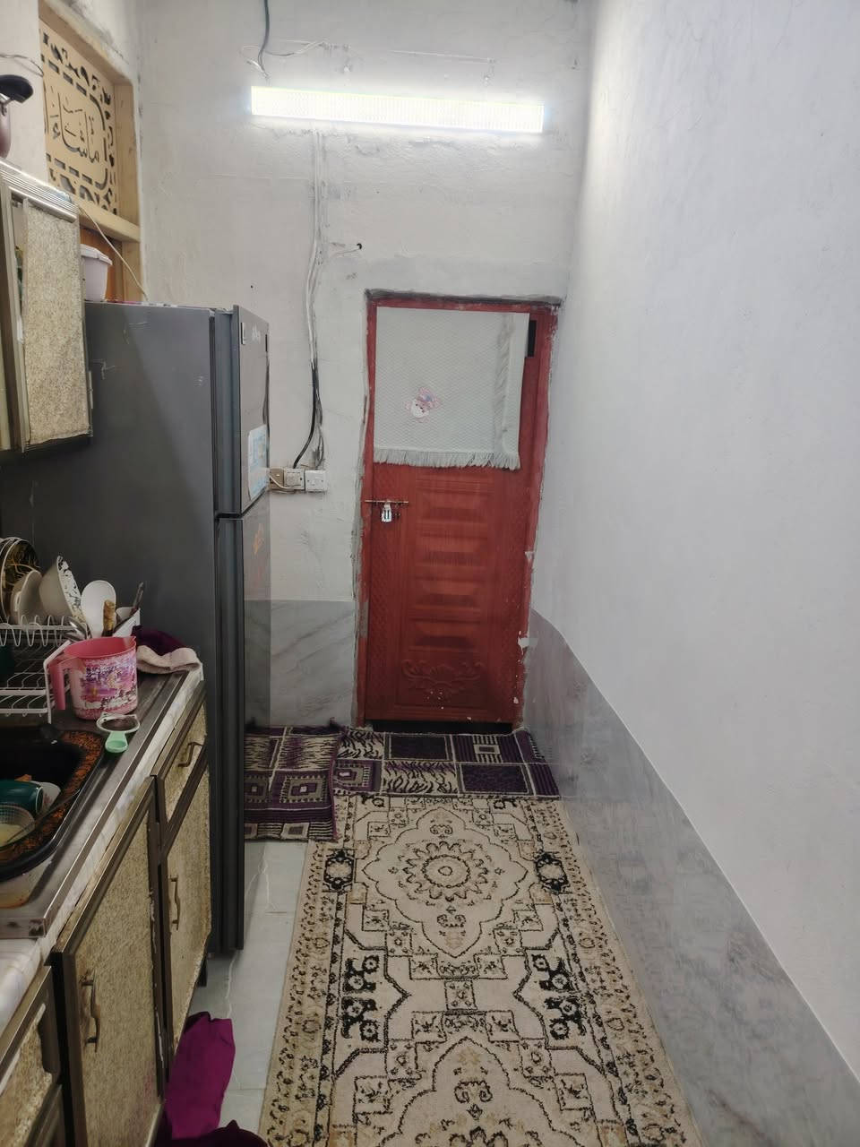 سلام عليكم بيت للبيع زراعي المساحة ٧٠طابقين يحتوي على استقبال ومطبخ وصاله وغرفه وصحيات وترك الطابق الثاني يحتوي على غرفة وصالة وحمام وسطح الاستفسار على رقم ***********عنوان دور الصحة الثانيه يرهم قسط سعره ٤٠
