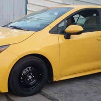 للبيع او للمراوس بخصوص كورلا امريكي 2020 LE باسمي سنوية وهزة ورقم جديد...