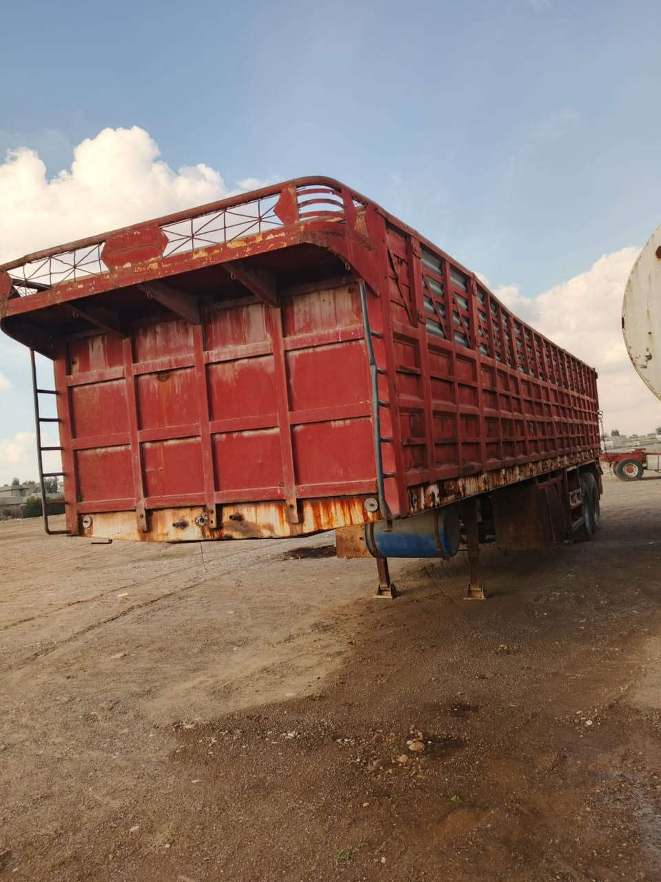 بؤدي البيع دينگلين دينگل بارماغ  عنوان اربيل *********** ***********
