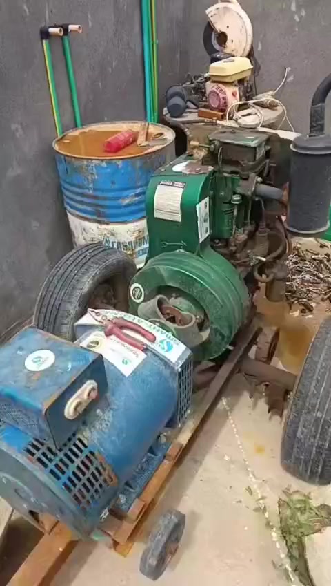 مولده للبيع نضيفه كلش نوعيته بهربهات حجم الكبر السعر 850... عنوان بابل والستفسار عل هذا الرقم ***********وبيكم خير ودتللون
