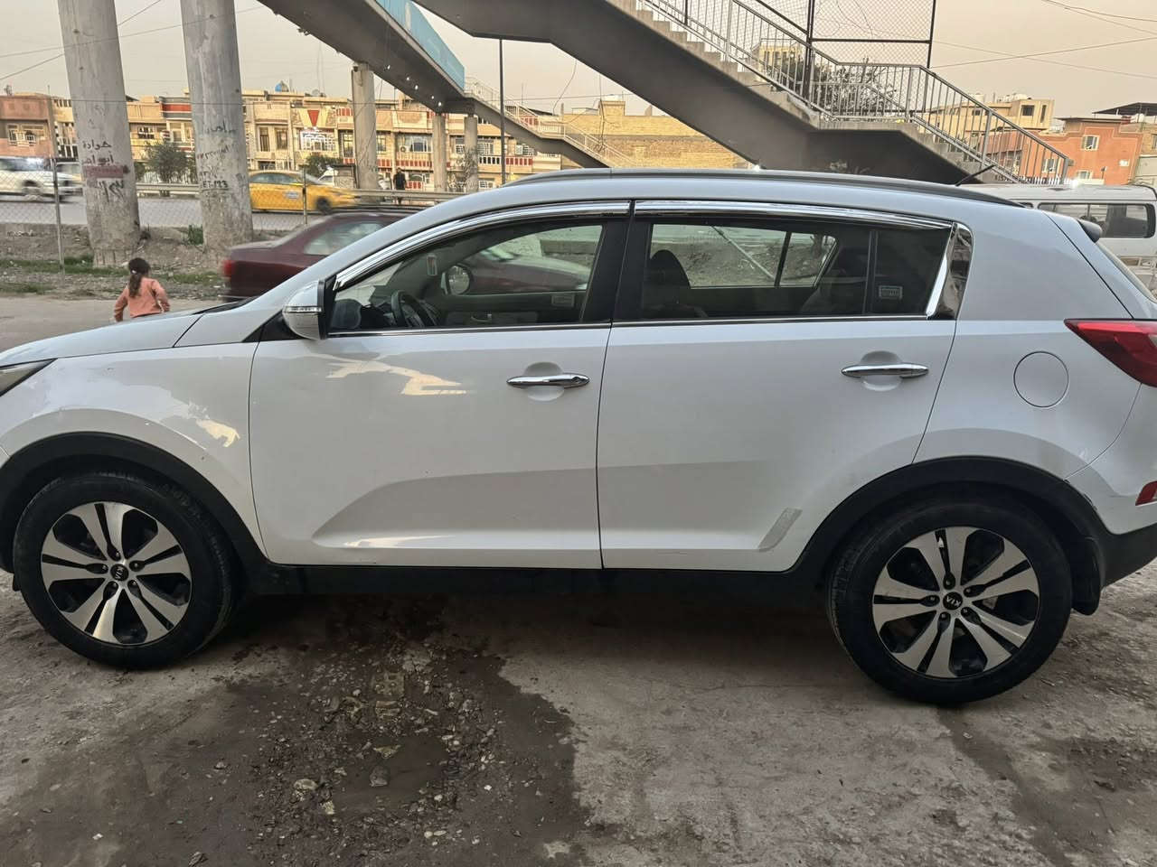 السلام عليكم
سبورتج موديل 2014
سيارة تحكمات 
مري شفط
ثلاجة 
كامرة
رادار
فقط بنيد مصبوغ وجاملغ مبدل والاصلي مرفق بالمنشور بي بارد 
السعر 135 وبيهة مجال 
الاعظمية


**إذا كنت صاحب هذا الإعلان وتريد حذفه لأي سبب، رجاءا أرسل رسالة إلى الدعم الفني**