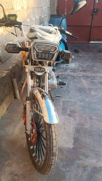 سولنك 2025 بعدها جديده مشتغله 13 يوم مكفوله من كلشي  التواصل خاص او عل...