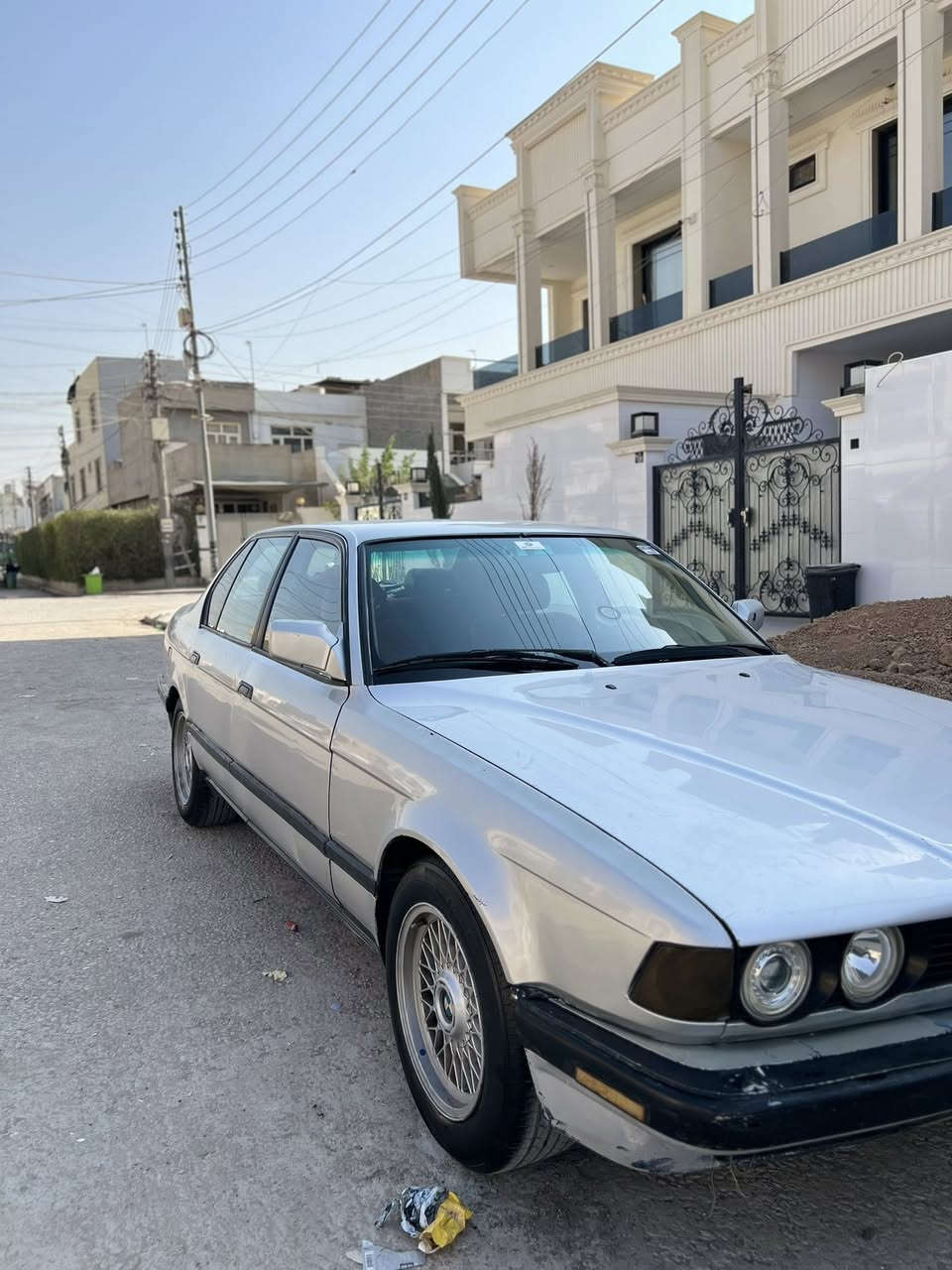 Bmw735iمۆدیل ١٩٩٤ فول مواسەفات سلایت تەبریت پێشو پشتی لێدانی نیە چوار تایەی لۆک لەژێرە کێڕ مەکینە بەشەرت تەبریت بەشەرت ئاڕم پلاستیک سلێمانی سەیەرەکە یەک دینار مەسرەفی تێدا نیە کارەبایات هەموو بەشەرت سعر٤٧ وەرەقەو مەجال ڕەقەم تەلەفۆن***********
