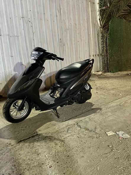 السلام عليكم ماكس عدله مكينه مال رمبه قبل فترا شديتها المكينه وبيها شاصي مال مطارح راجع تلث اصابع تعمير جديد كلشي مجامع سواد تايرات وياله مكينه دبل خلفي اصلي آر جي إس قزم لايت كيلو متر هورن  دراجه نصبتها تفلش نكره الدراجه ومكينه خرسه مكفوله كفر اصلي مختم مكاني بغداد الدوره شارع 60 السعر 650بيها مجال كلش قليل رقمي ***********
