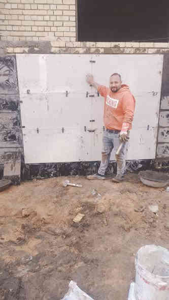 خلفا سيراميك شغل درجه اولي تسليم مهندس
اللتزام في العمل ودقه في الاداء
 ومتاح كادر كامل
 متفرغ حاليا
 وهذا رقي مصطفى المصري***********  ☺️***********
