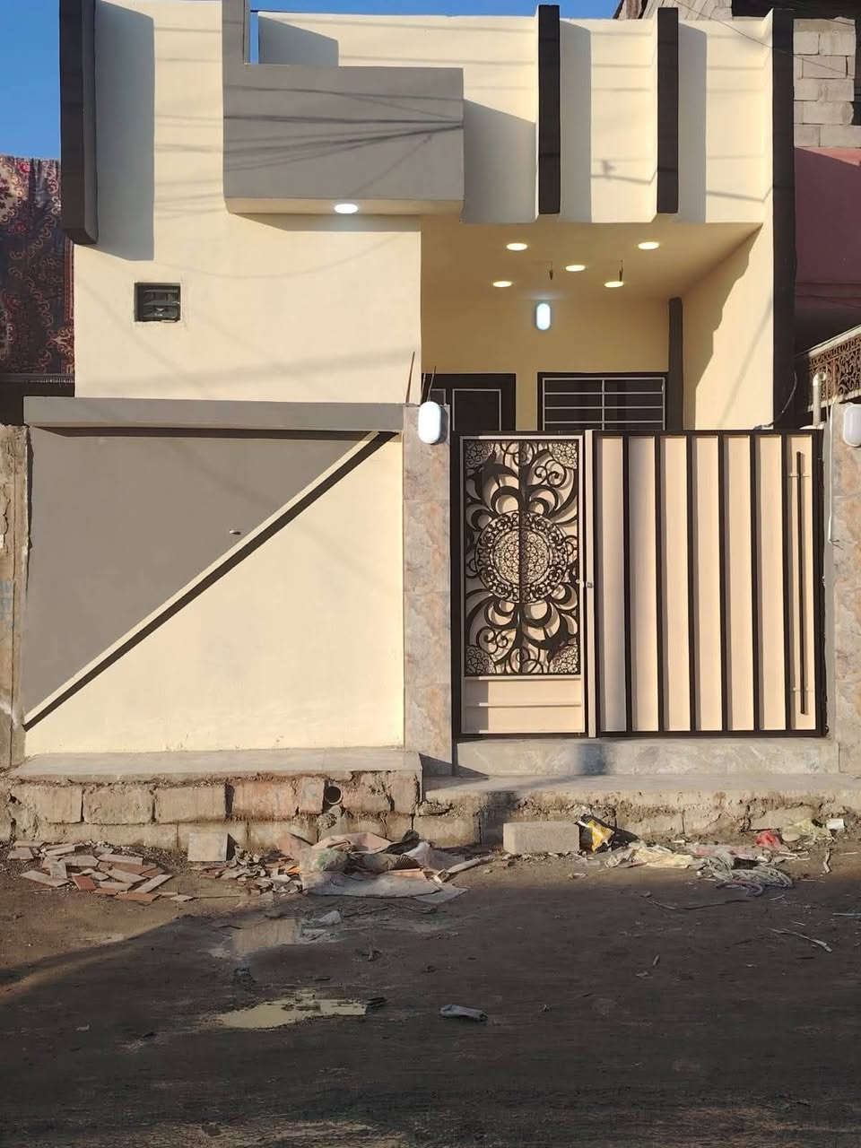 بيت للبيع موصل حي الانتصار بين شارع 60 وشارع 30 مساحه 110 متر بيت فول مواصفات بناء حديث ملك صرف سند طابو الزهور السعر 65 وفي مجال الاتصال والاستفسار على هذا الرقم مكتب ابو خالد للعقار موصل حي الانتصار مقابل سنتر الانتصار الاتصال والاستفسار على هذا الرقم 
***********
