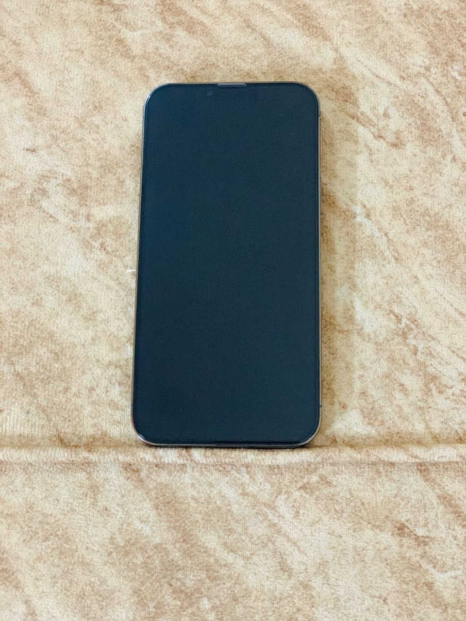 سلام عليكم 13برو ماكس امريكي بطارية 89 الجهاز لا مفتوح ولا داخل صيانة بدون اي ظربة الموبايل جديد واستخدام ايد وحدة ويا شاحنة الجهاز جديد ما بي اي نقص كامرات بصمة وجه سيم كلة شغال الجهاز ما بي اي نقص وما مفتوح مكفول الجهاز السعر 690 وبي مجال للطيبين واذا اكوو مراوس حسب القناعة ***********واتساب مفتوح 24ساعة
