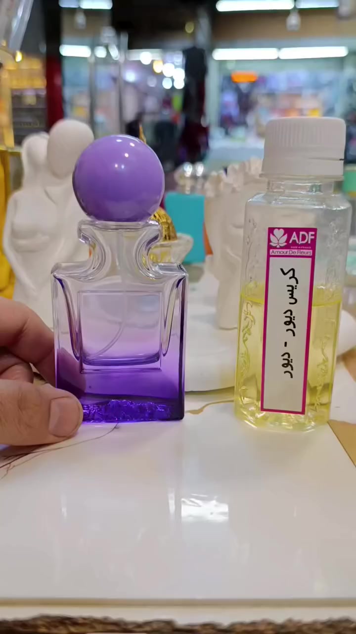 ✨ عطر الأناقة والرقي ✨
كريس ديور من دار Christian Dior
إذا تريد ريحة فخمة تخلي حضورك مختلف… هذا اختيارك 🔥
ثبات واضح ✔️
فوحان ملفت ✔️
يناسب المناسبات والسهرات ✔️
متوفر الآن بحجم 10مل و30مل
📍 علي للعطور – نختارلك الأفضل دائماً
#كريس_ديور
#ديور
#عطور_اصلية
#عطور_مركزة
#عطور_رجالية
#عطور_نسائية
#عطور_بغداد
#عطور_العراق
#فوحان
#ثبات_عالي
#علي_للعطور
#Perfume
#Dior
#LuxuryPerfume


**إذا كنت صاحب هذا الإعلان وتريد حذفه لأي سبب، رجاءا أرسل رسالة إلى الدعم الفني**