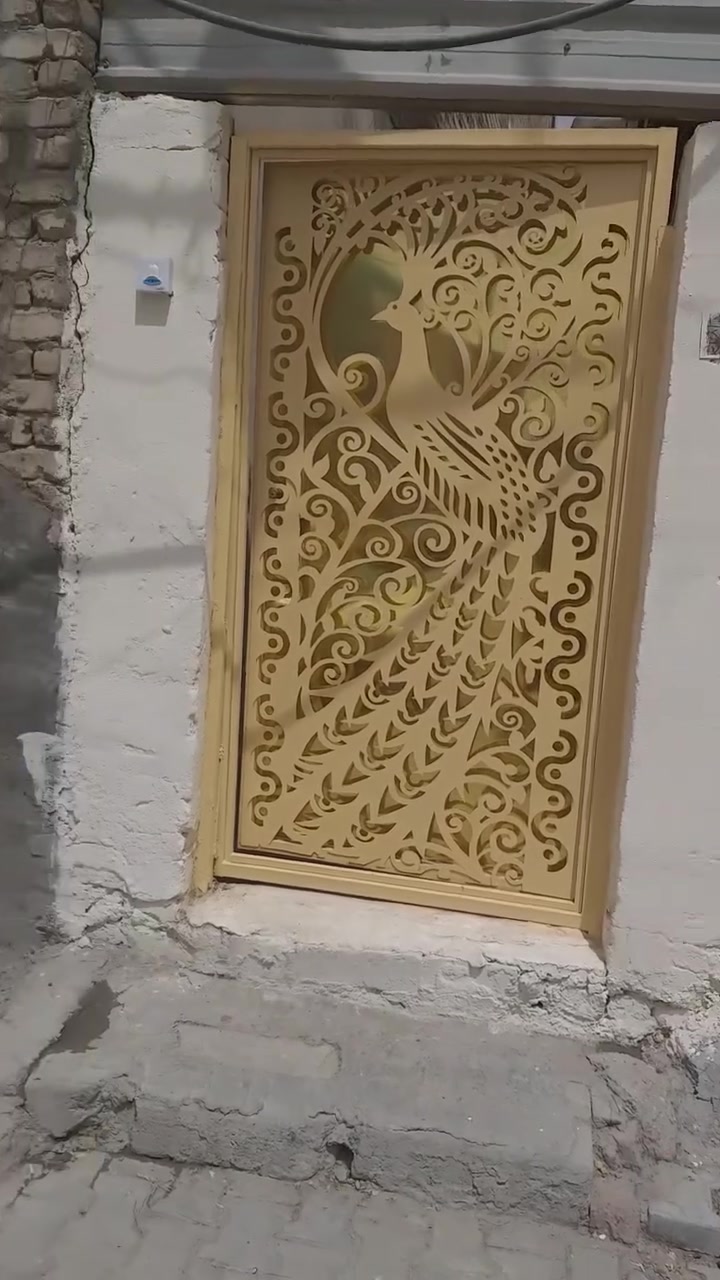 السلام عليكم نص قطعة البيع المساحه 72 قطاع 74 قريبه على الشارع العام سابع  بيت الشارع على فرع  عريض قرب الجامع السعر 85 وبيها مجال بسيط الاتصال على هذا الرقم***********
