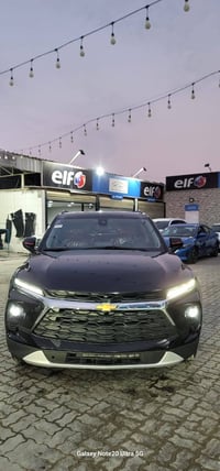 بلايزر 2LT • ضرر كامل • مشحون من الامارات