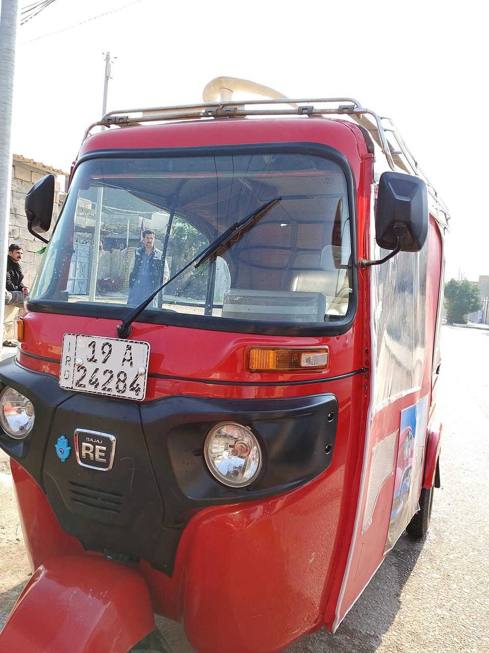 ياله سلام عليكم شباب تكتك لبيع 22 أو عشرين الشهر 9 كفاله عامه السوبايه مو اوياه فقط للبيع *********** ما متواجد خاص
