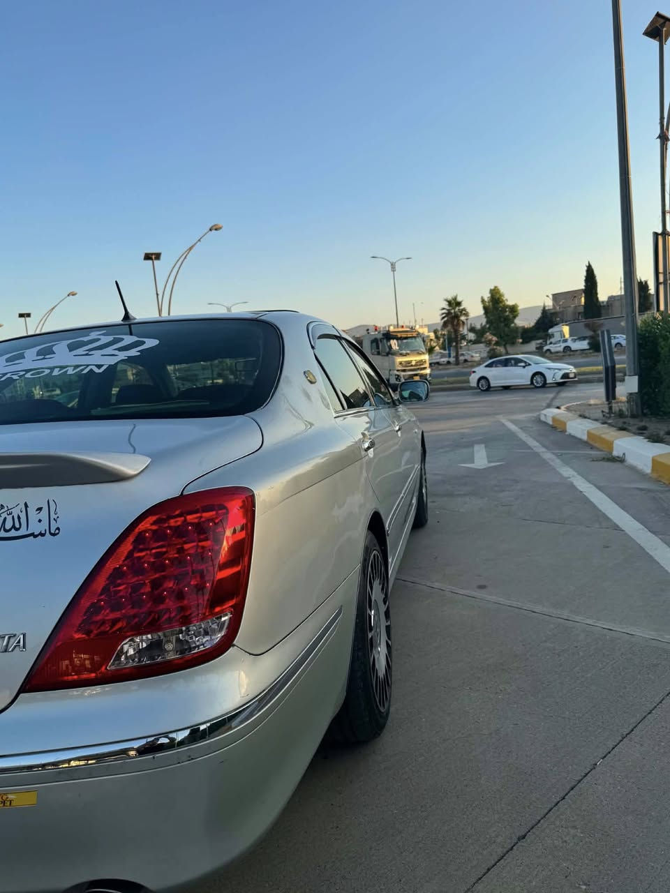 ماجێستا بەس مووس
مۆدێل 2005
4دوگمە بەس سلایدە
ئەی بی ئێس بیلادی 
سەیارەکە ماڵی دۆستە 
تازە پێشی داگیراوە 
دەبلی حوڕ نەکراوە 
سەیارەکە زۆر تازەیە 
1 پەڵە بۆیاخی هەیە 
ماباقی یەک دینار مەسرەفی نیە
سعر 54$  مامەڵەیەکی کەم 
ژ.م (***********
