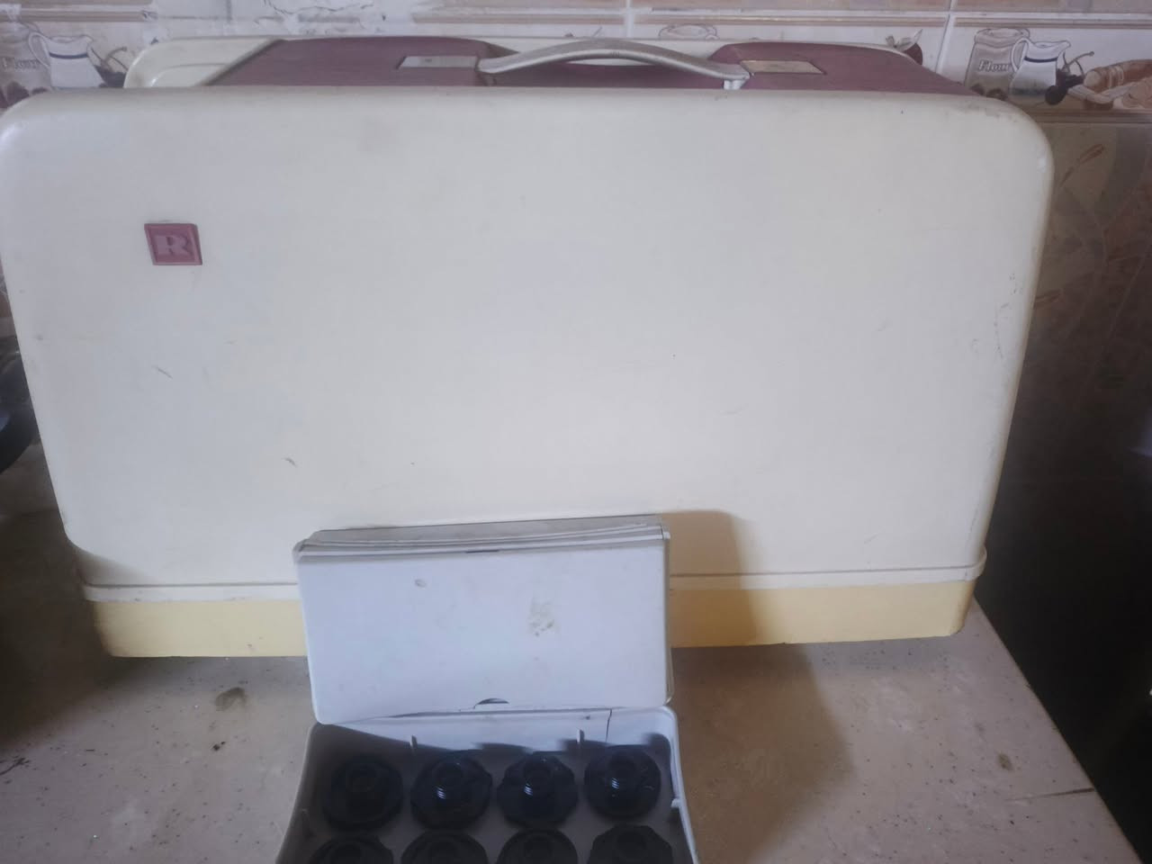 مكينه خياطه يابانية كامله اقراص نقشات وخياطته حلوه للبيع ٨٥


**إذا كنت صاحب هذا الإعلان وتريد حذفه لأي سبب، رجاءا أرسل رسالة إلى الدعم الفني**