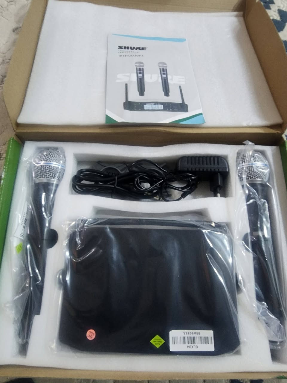 ميكروفون لاسلكي ثنائي القناة جديد GLXD4 من شور BETA58A GLXD242


**إذا كنت صاحب هذا الإعلان وتريد حذفه لأي سبب، رجاءا أرسل رسالة إلى الدعم الفني**