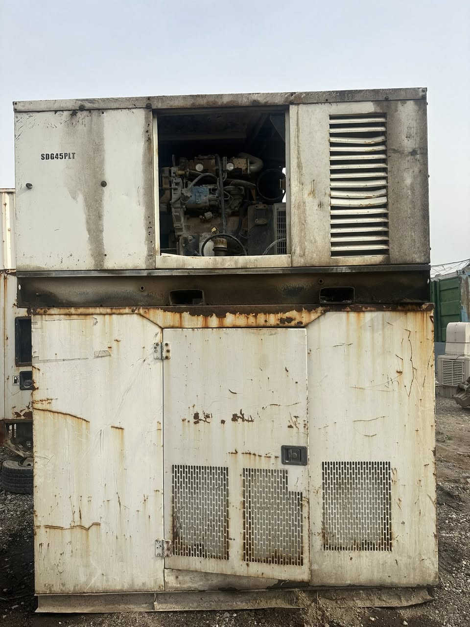 45 كيفي 
البيع طافي
***********
