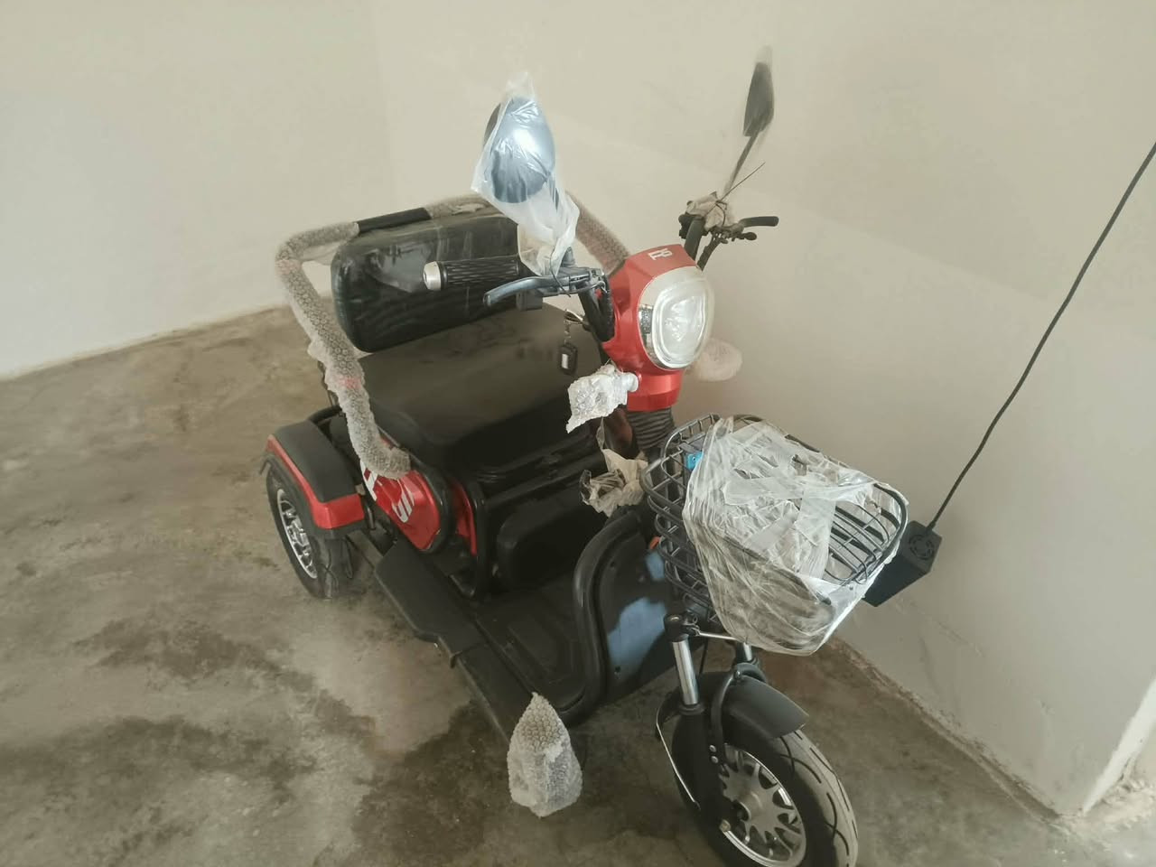 سلام عليكم دراجه شحن للبيع بعده بل كارتون للاستفسار الاتصال على الرقم ***********
