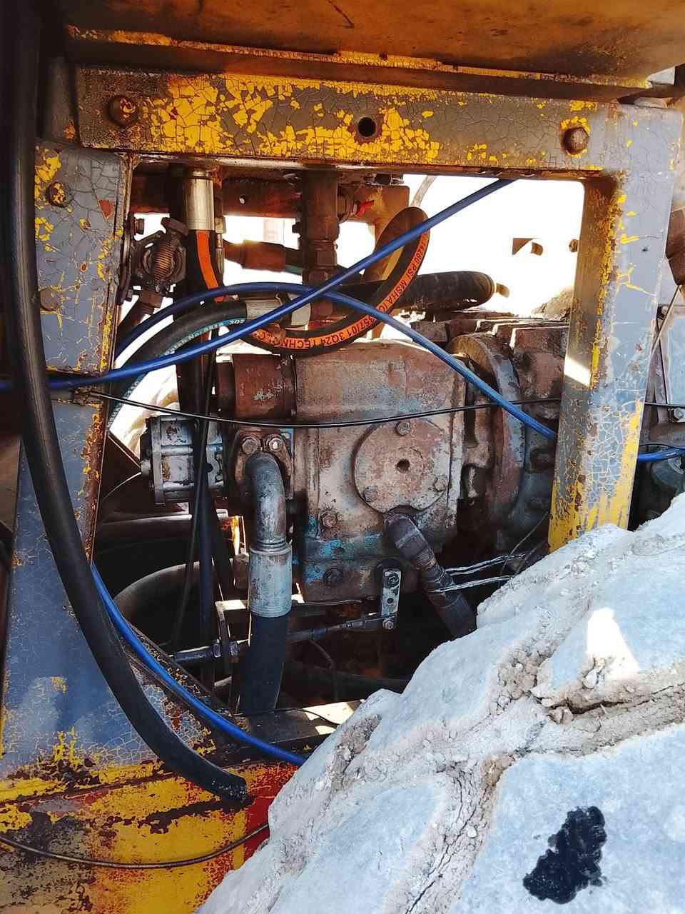 حادله للبيع داينباك ماكينه دويز 6 سلندر مكفولة جاهزه للعمل بدون***********مكانه.بغداد
