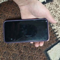 ١١ برو ماكس • ضربة بالشاشة • بيع خاص