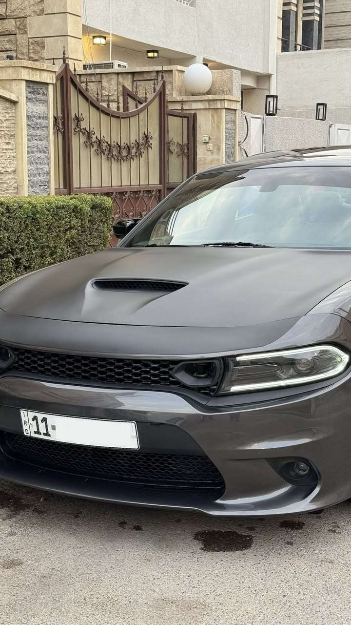 السلام عليكم 
المميزة للبيع🔥
جارجر سكات باك موديل 2022 محرك 6400 اصل وبالسنوية فول فول مواصفات اعلى شي بالدوج عدى الرادار الامامي شنو ابالك بيها 
للبيع او المراوس بشي اقل جارجر او اوباما او كامري 
  السيارة سلايد فتحة ، كشنات كنتارا وتدفئة وتبريد وخزن مقاعد ، ونقاط عمياء عدى الرادار الامامي 
السيارة ماشية 30 الف وبالعراق ماشية تقريبا 13
…………………………………………………………………………
السيارة جديدة جدا ومابيها نقص اي برغي وجاهزة على اخر حباية 
السيارة بيها قطعتين صبغ فقط (بدون شواصي) جاملغ وبنيد وبيها بارد بسيط 
……….
السيارة مزودة
عليها منظومة ميثانول جديدة AEM STAGE 3 جديدة
وعليها داون بايب vortex يم علي الوادي 
وعليها زرع بوابات اكزوز وslp ودبات سود كلهم يم علي الوادي
وحلوك اكزوز 5 انج
ومنظومة لايت led 
بلكات ريسنك 
وهواية امور نسيت اذكرهن 
وعليها ادامة كاملة من كل شي
السيارة مبرمجة برمجة سيفتي ومفتوح عقلها فتح رسمي يم مصطفى ايكل 🦅 والسيارة صاروخ وكاملة من كل شي 
سنوية جديدة وباسمي وهزة جديدة تحويل ثاني يوم
لتفاصيل اكثر رقم التواصل *********** موجود اتصال وواتساب ومكان السيارة بغداد
