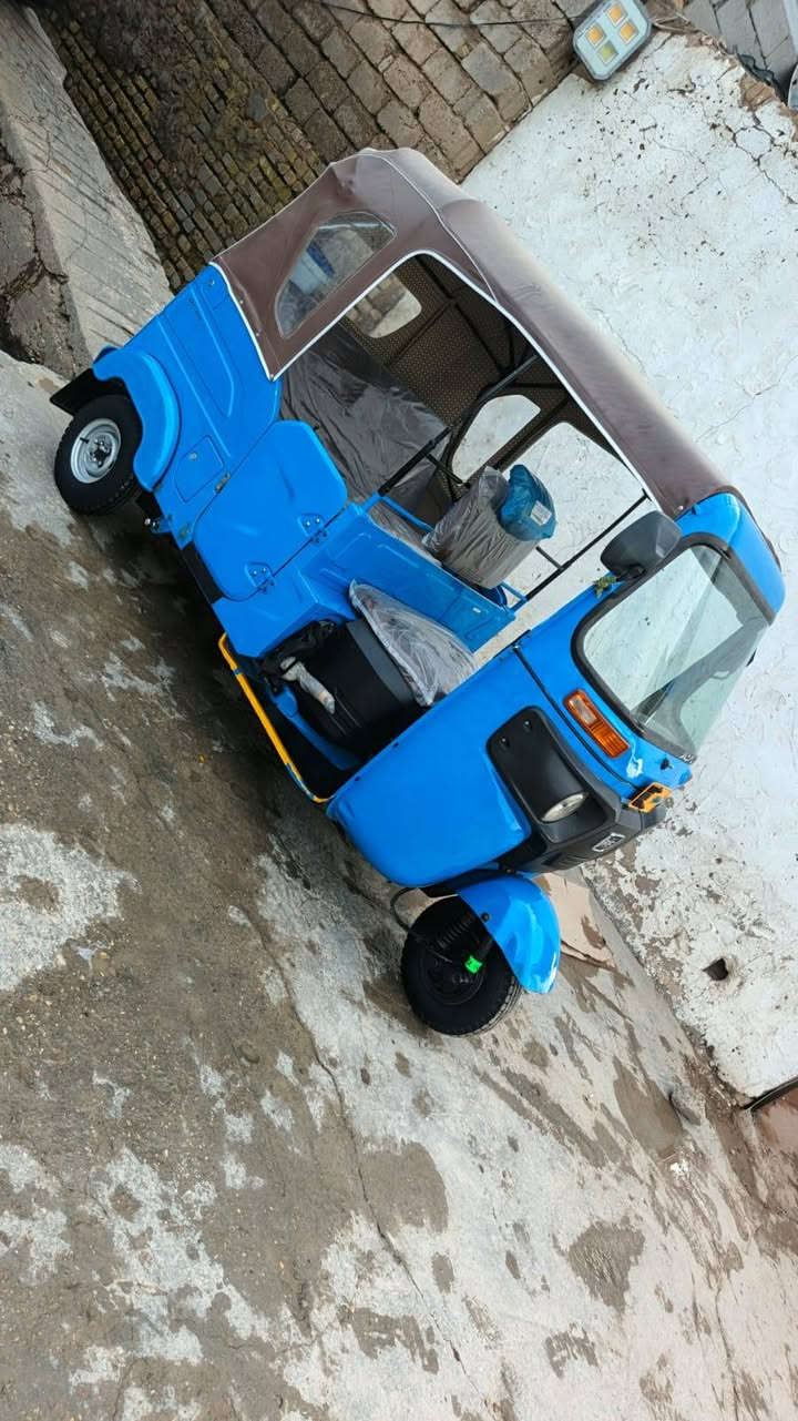 السلام عليكم تكتك. للبيع 22شهر 12كفاله عامه كشر ومكينه 
خاص مقفول. هذه رقم وتصل واتساب بكيفك
***********
