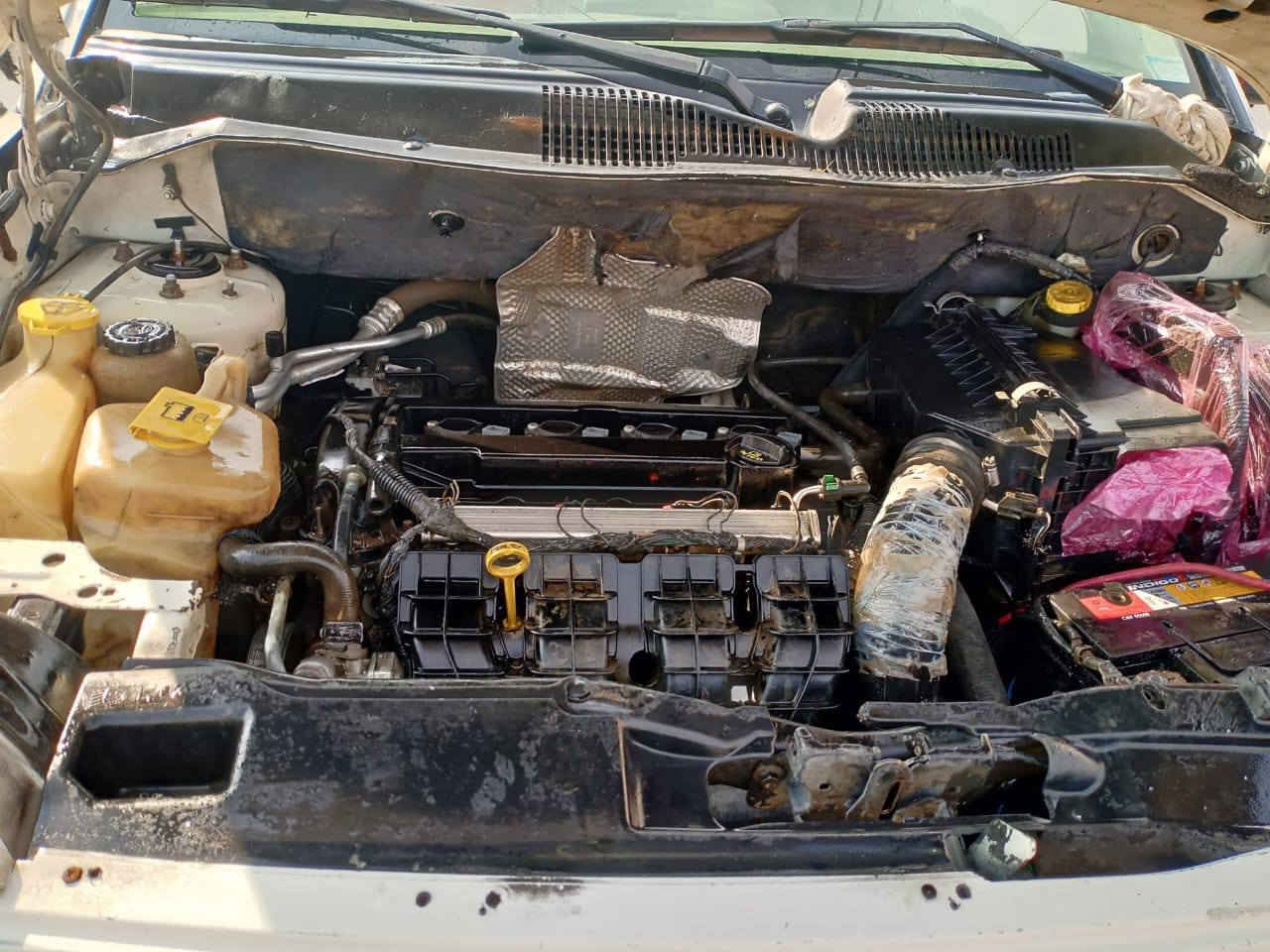 السلام عليكم 
كومباس 2008
كير مكينه 2000 حاويه
رقم بغداد صدامي سنويه ساقطه 
ملاحظه .. السياره بيه عطل كهربائي تحرك 2 وتقفل ع80
سعره 50 وبيه مجال مكلف بلنشر 
رقم صاحبه ‏‪***********‬‏
