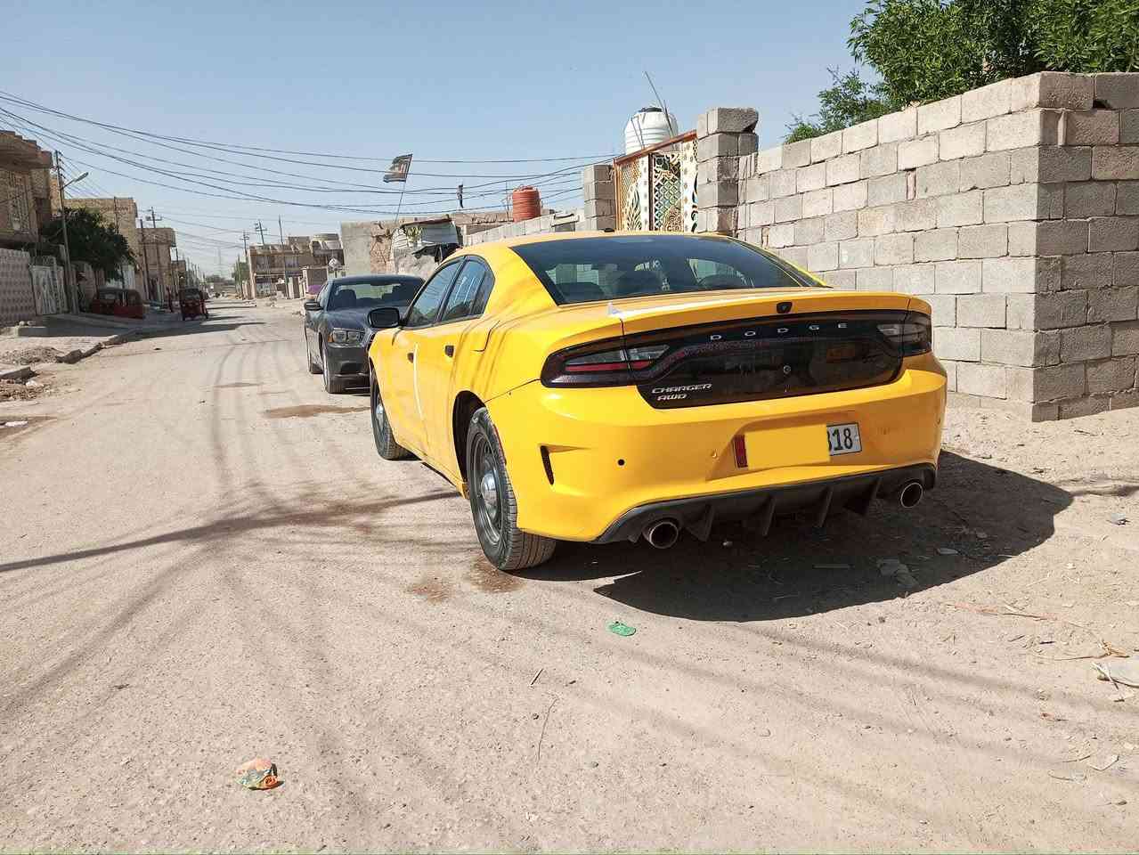 سيارة جارجر موديل 2019 بوليسي مكينه هيمي 5700 منظومه غاز. خطها عماره بغداد سيارة تخم تاير جديد وحداديه كارتون وكير ومحرك كفاله السيارة نظيفه مابيها كل نقص عوزها بس خيالها.مواصفاتها كدامك 
سعرها تصل وتدلل
***********
