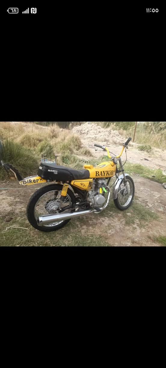 سلام عليكم دراجه اللبيع  شلامجه  كلك محرك 25 مكفوله من سرقه  سعر نتصل ***********
