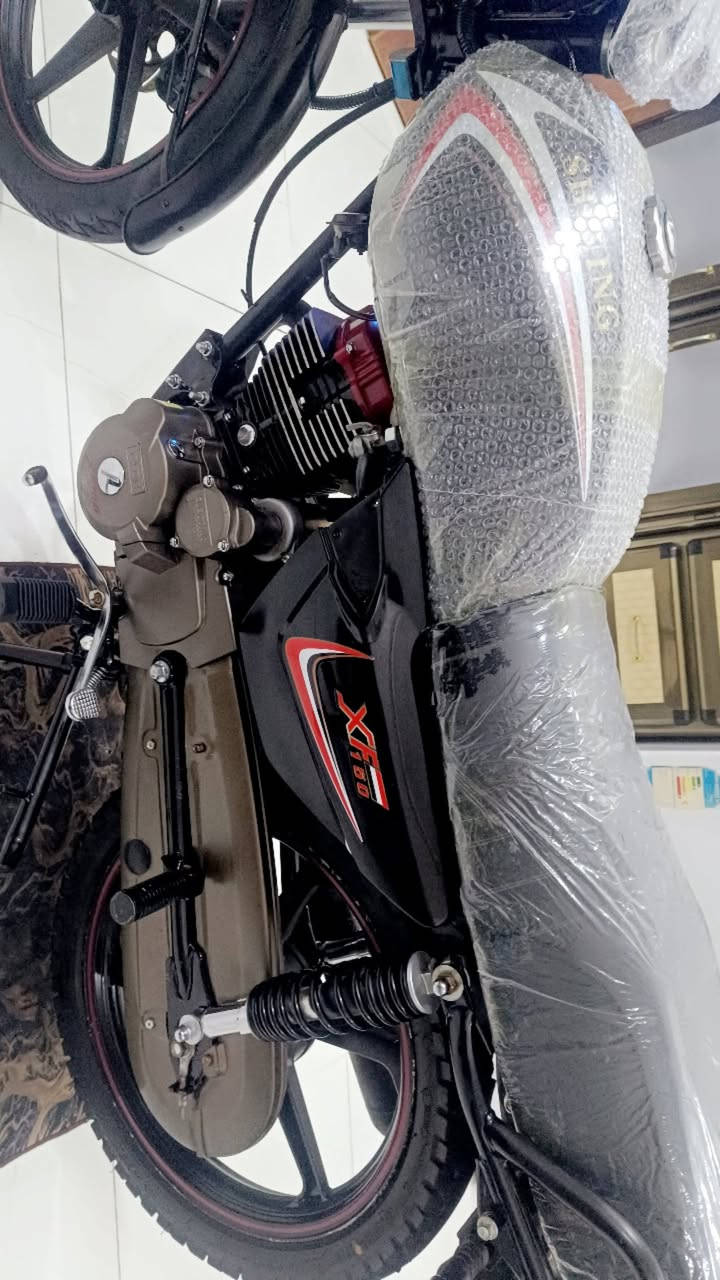 السلام عليكم شاينك موديل 2025 دراجه جديده بعدها بل جيس الباب الاول جاهزه اوراق مال  وكيل كاملات 5اوراق الشراري يتصل مكاني حله شاوي يم فلكت غرفت التجاره السعر 775 مال بيع وهذا رقمي ***********
