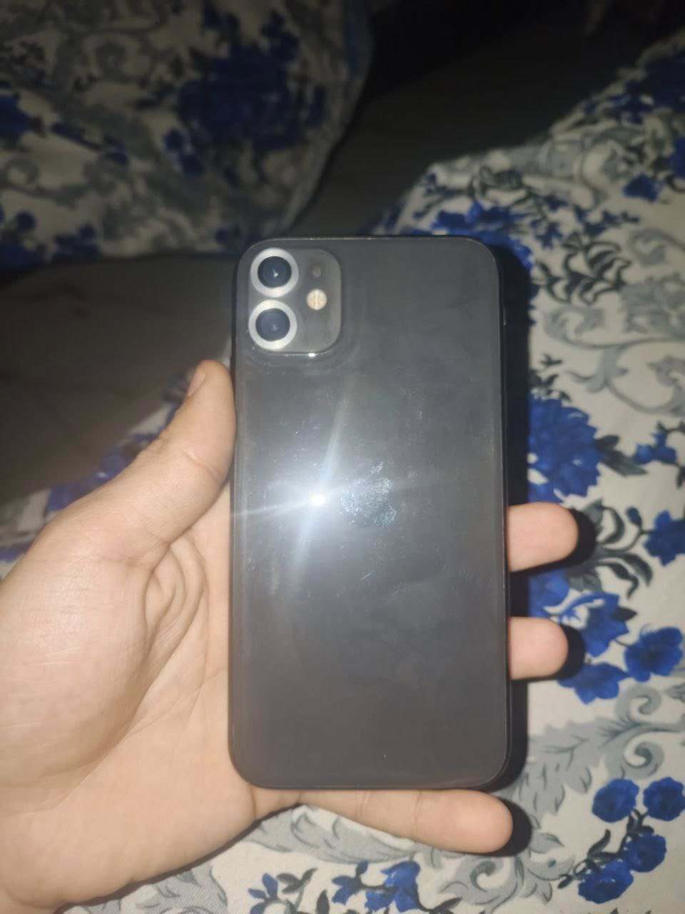 سلام عليكم ايفون 11 العادي للبيع جهاز نضيف كلش نموذج M على وضع الشركه ما مفتوح ذاكره 128 رقم التواصل واتساب فقط ***********
