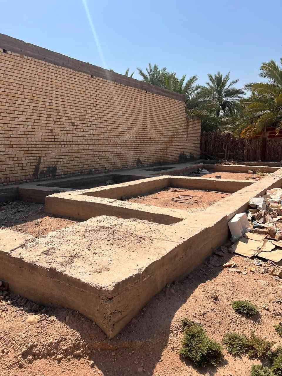 عرصه للبيع 
100 متر 
طابو زراعي 
المكان نهايه شارع المطار منطقه الكريشات 
السعر خاص [***********
