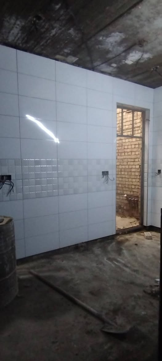 سلام عليكم خلفة سيراميك ومرمر  ارضية وجدران تميم صحيات بغداد متفرغ حالياً ***********
