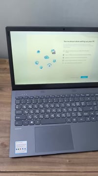 شباب طلعلي لابتوب امزون جديد بس بدون كارتون وياه شاحنته موجودة  حجم ال...