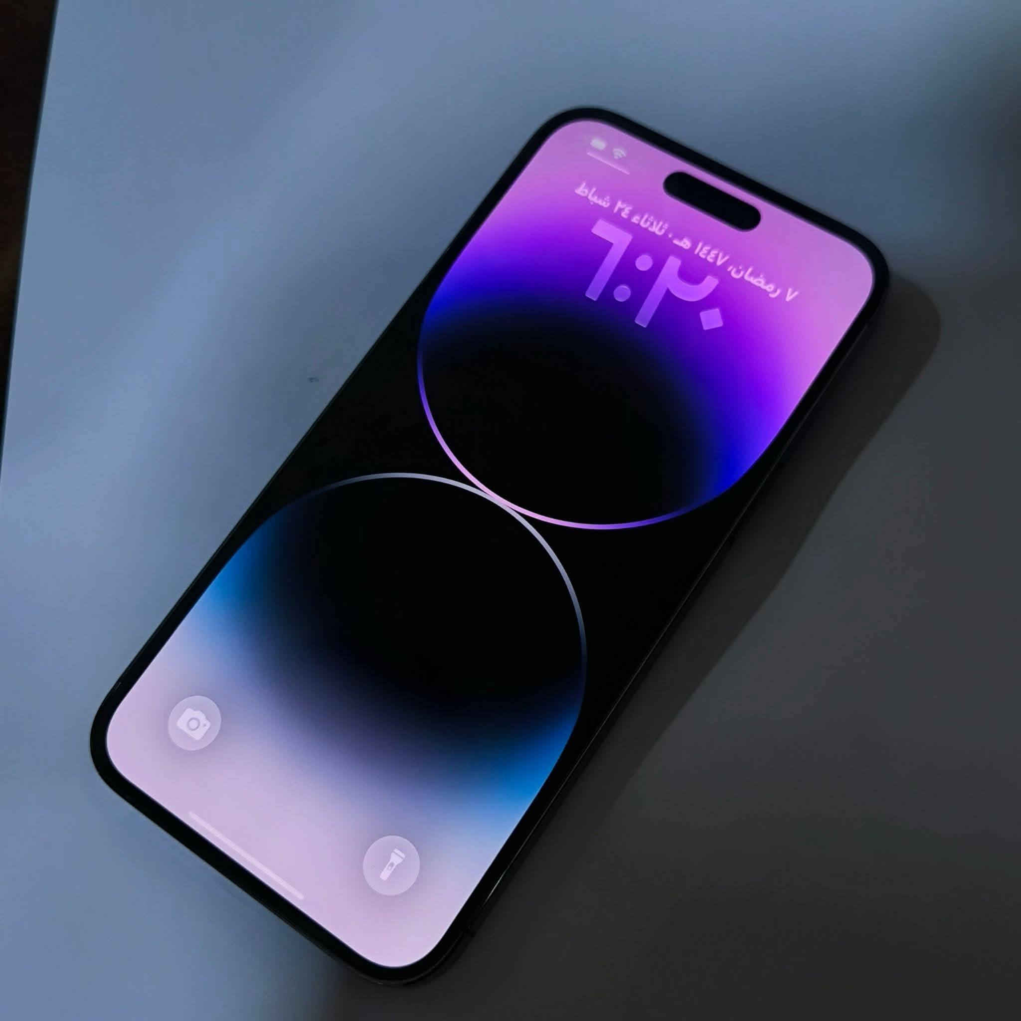 بالقسط 
ايفون 14 برو ماكس دبل ذاكرة 256 وضع الشركة 
بطارية 100٪ نظافة 100٪ قطعة وحيدة فريدة 
*********** اتصال او واتس
