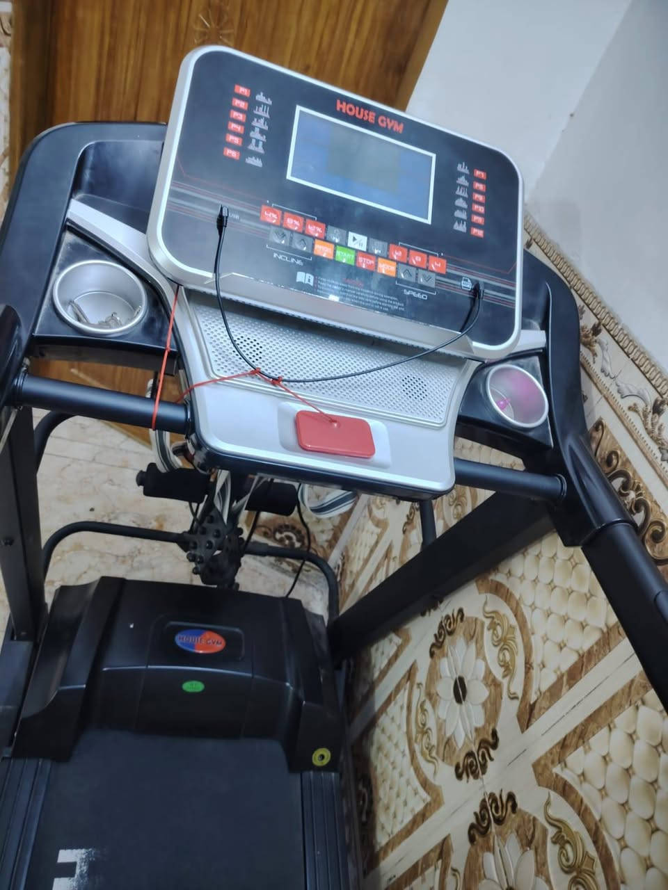 جهاز جري يتحمل وزن ١٥٠ كيلو مستعمل قليل جدا
*********** هذا رقم صاحب الجهاز
