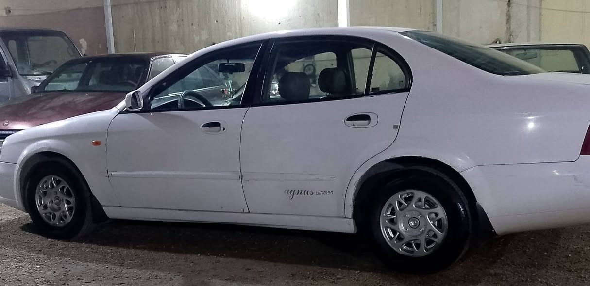 سلام عليكم  دايو ماكنوس اللبيع موديل 2003 السياره بلاديه رقم  ا لانبار تخم تاير لايت  عالي وناصي تبريد تتفأ  السعر  45 وبيه مجال مكان السياره الفلوجه رقم  ***********
