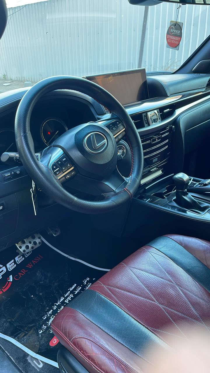 السلام عليكم
لكزس كورو 2019 فول مواصفات فئه الكورو معروفه اعلى فئه تجي مفوله للاخير سياره مكفوله من اي ضرر 
سعرها 870 ورقه يعني 87 الف دولار مكانها المنصور 
للاستفسار 
‭٠٧٧٣ ٤١٦ ٧٣٣٠‬
