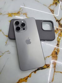 آيفون ١٥ برو ماكس • ضمان • بطاريه ٩٨