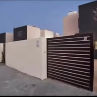 مجمع السلطان • ٢٠٠م • حديقة مثمرة