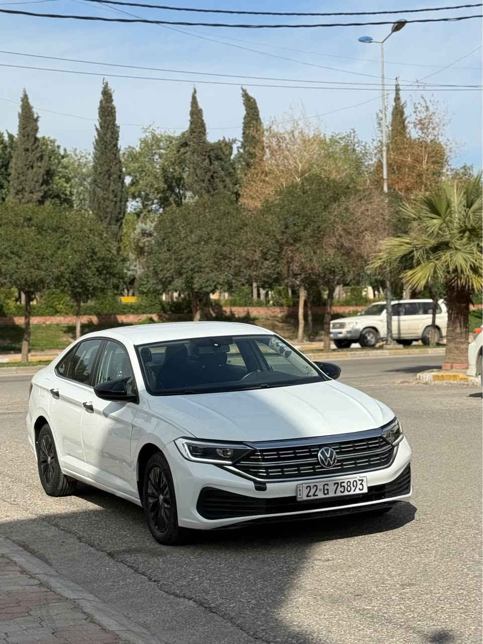 Jitta 2019 S
 دوو پارجە و نیوی هەیە بی داخیلی بی ێرباگ
هەمو شتێکی بە شەرتە
گیر و مەکینە و بە ناو کردن و تەقەو رەقە
سەنوی نویە بە ناوی خۆمانە
سعر / ١٢٤ وەرەقە مەجالەکی زۆر کەم
*********** أربيل, العراق
