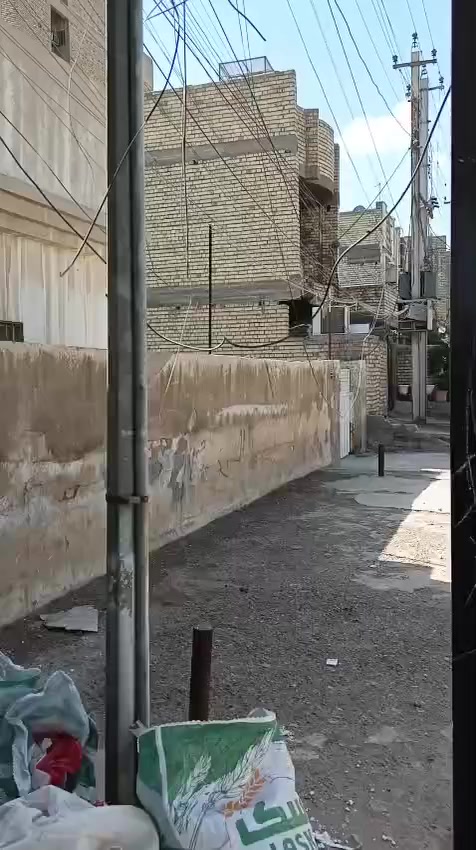 بيت للبيع مساحة 80متر الشعب خلف متوسط صلاح الدين  ٣نوم وصاله ومطبخ وخدمات لاتصال مكتب كليم الله للعقار ***********تابعني على صفحه
